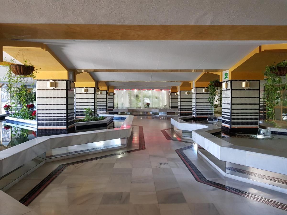 G&G Benalbeach Bil Bil Views Benalmadena Exterior photo